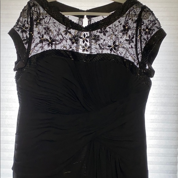 Mother of the bride dress. Worn one time. - Picture 3 of 5